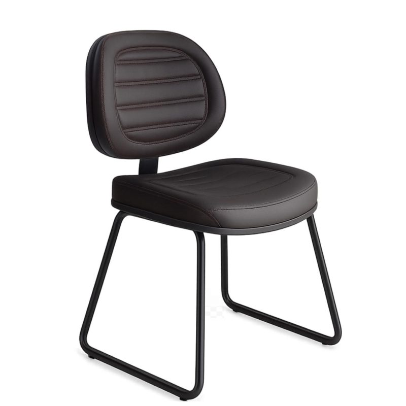 cadeira-executiva-costurada-base-trapezio-martiflex-cor-preta-31031